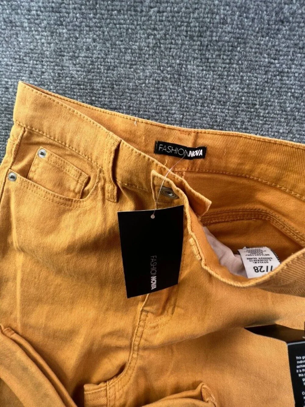 Fashion Nova Pants Size 7 / 28 Orange Slim Straight NWT Cotton Stretch High Rise